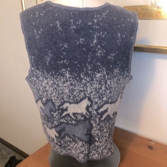 Winona Women's‎ Large Vintage Wool Blue White Knit Horse Southwest Animal Vest - Picture 3 of 15